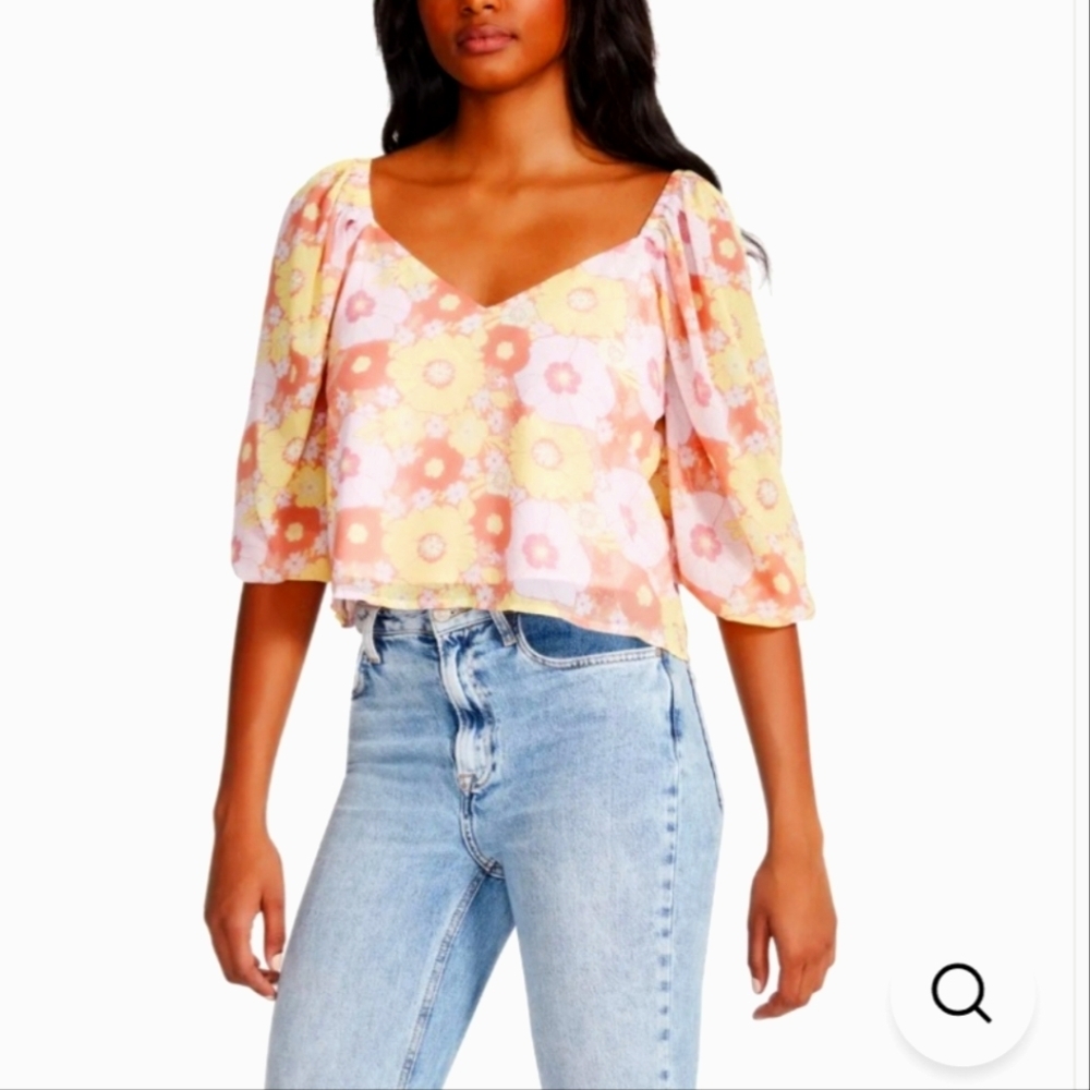Steve Madden Stevie Puffy Sleeves Blouse